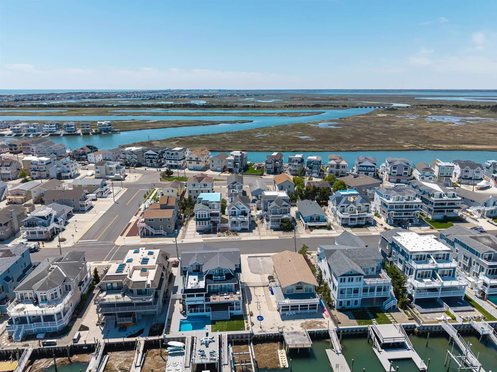 733 21st Street Avalon, NJ 08202