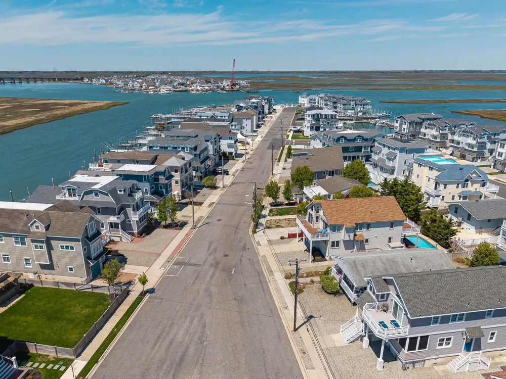 733 21st Street Avalon, NJ 08202
