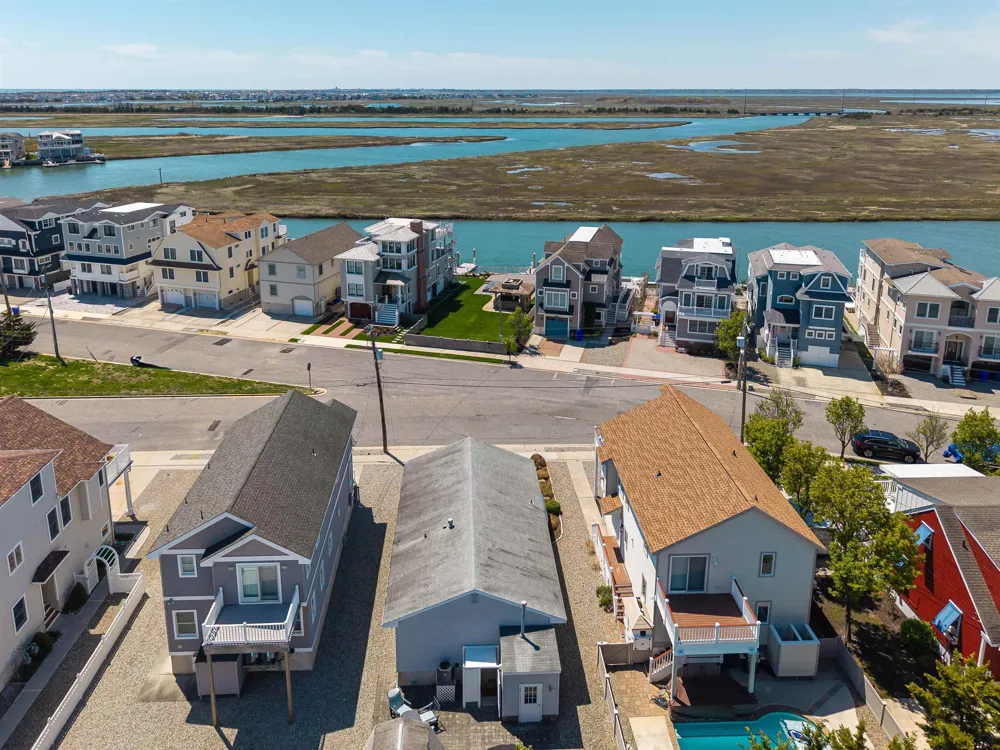 733 21st Street Avalon, NJ 08202