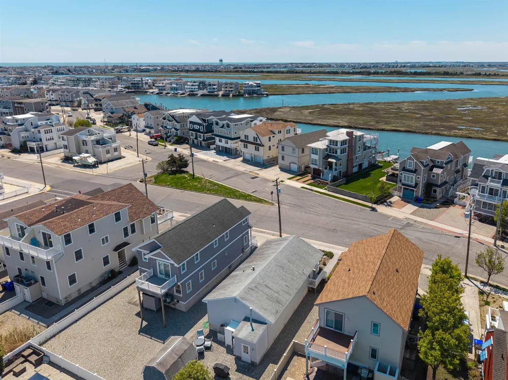 733 21st Street Avalon, NJ 08202