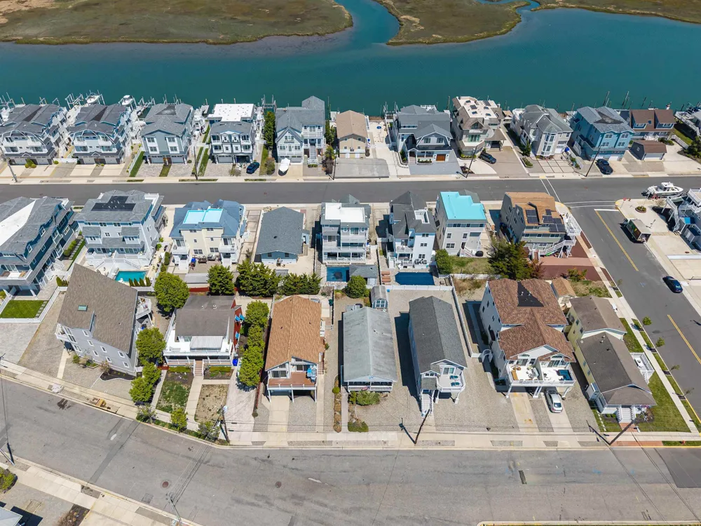 733 21st Street Avalon, NJ 08202