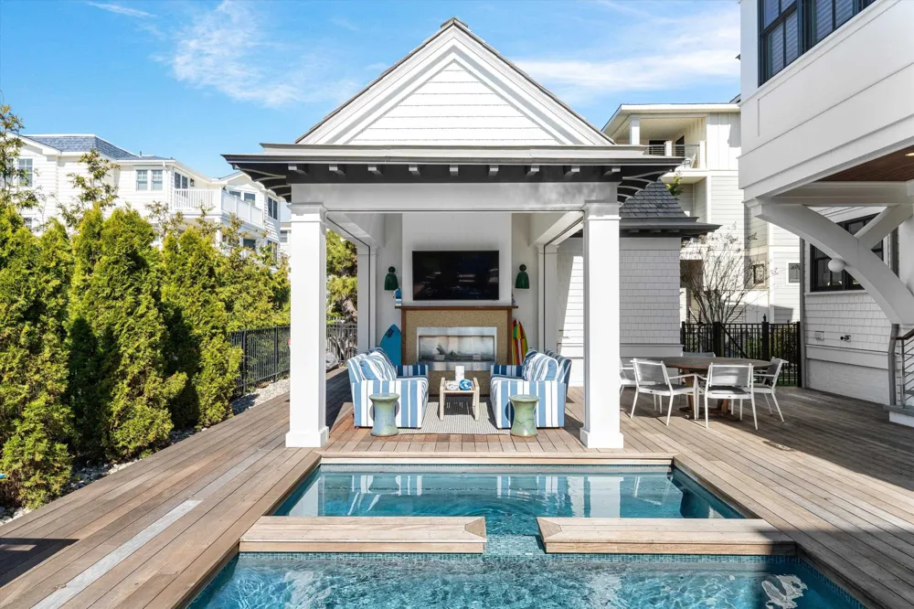 162 76th Street Avalon, NJ 08202
