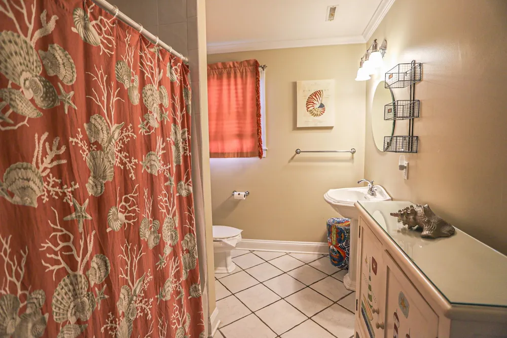 128 95th Street Stone Harbor, NJ 08247