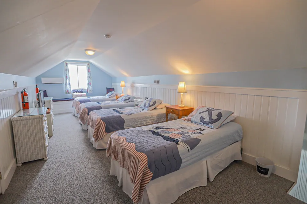 128 95th Street Stone Harbor, NJ 08247