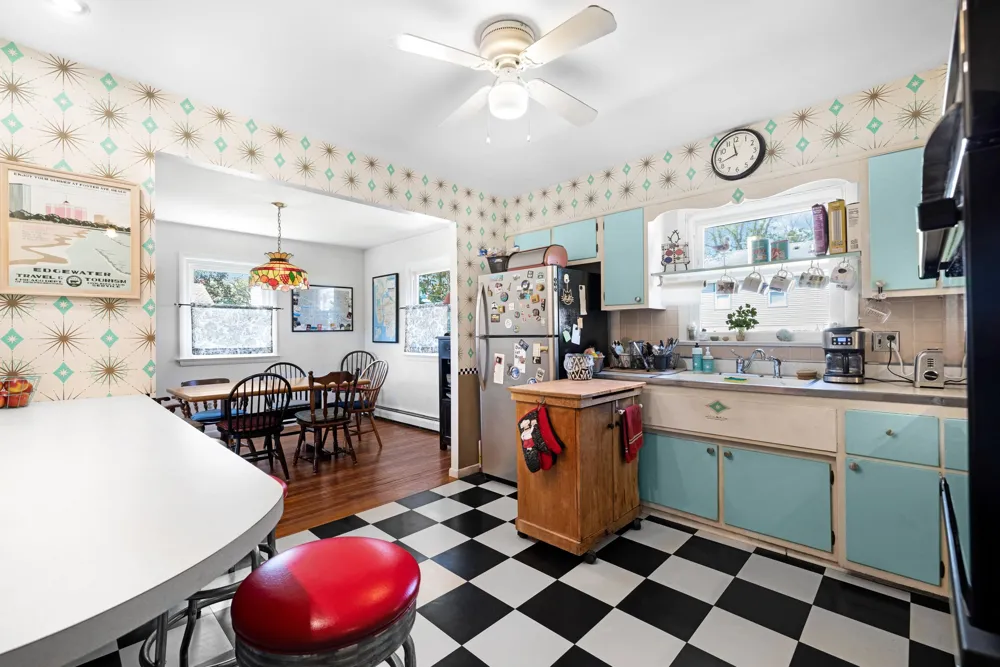 1215 Massachusetts Avenue Cape May, NJ 08204