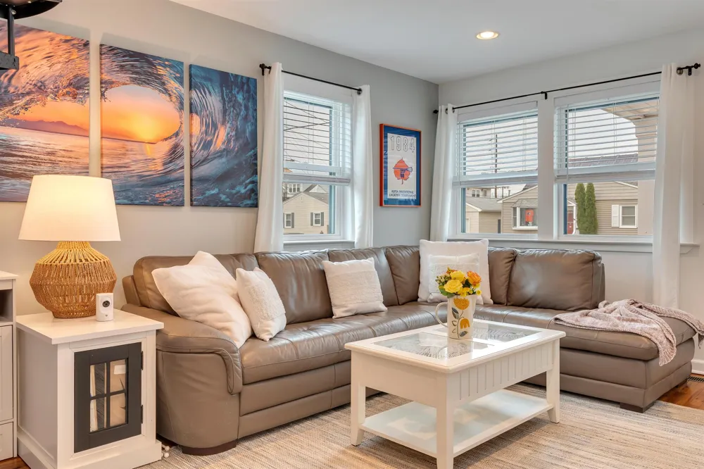 204 E Hollywood Avenue Wildwood Crest, NJ 08260