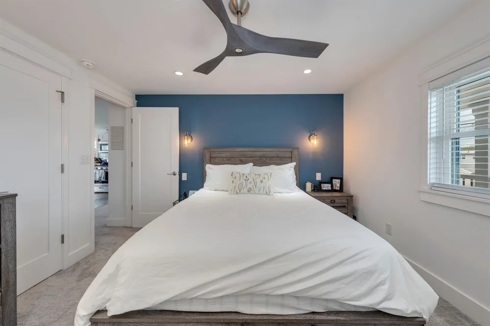 204 E Hollywood Avenue Wildwood Crest, NJ 08260
