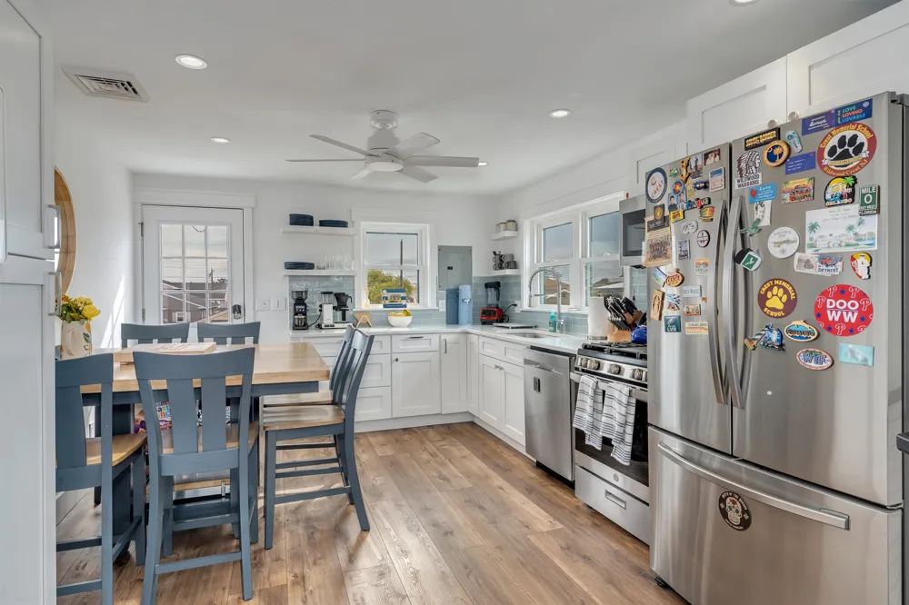 204 E Hollywood Avenue Wildwood Crest, NJ 08260