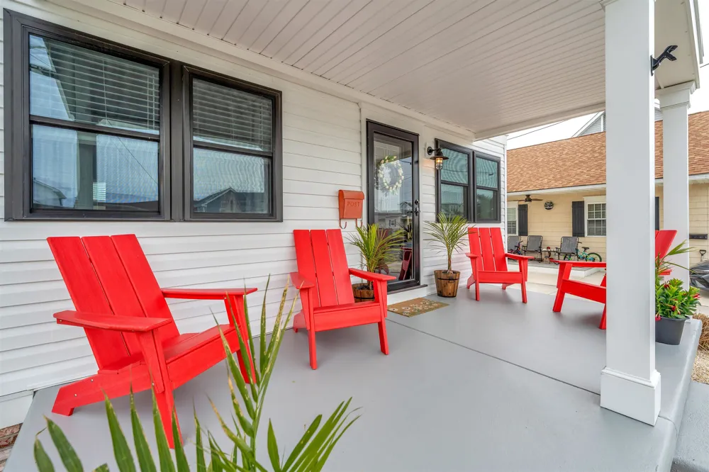 204 E Hollywood Avenue Wildwood Crest, NJ 08260