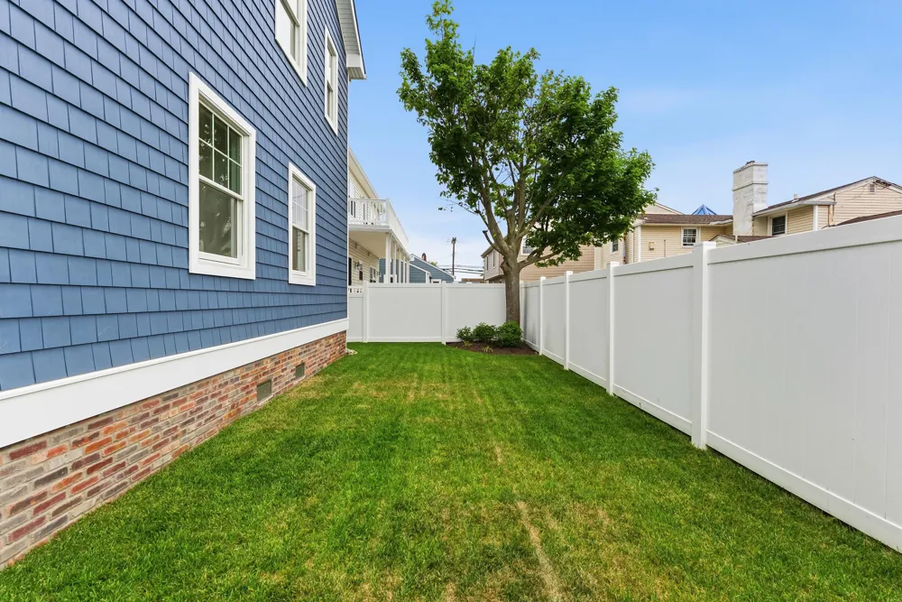 120 E Syracuse Avenue Wildwood Crest, NJ 08260