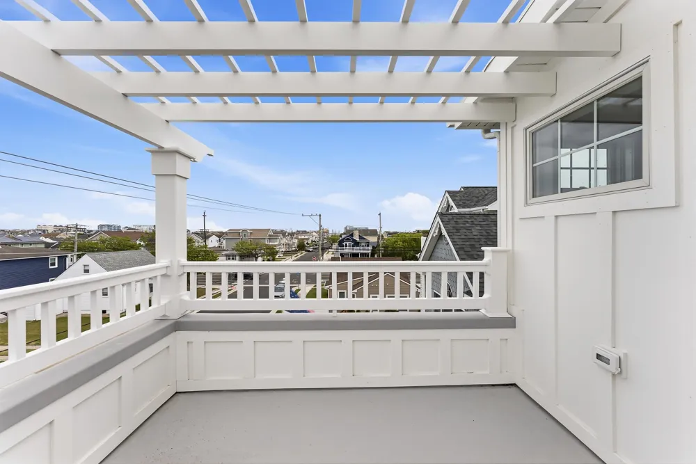 120 E Syracuse Avenue Wildwood Crest, NJ 08260