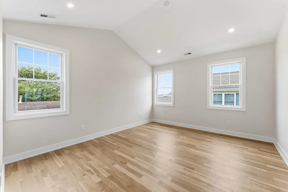 120 E Syracuse Avenue Wildwood Crest, NJ 08260