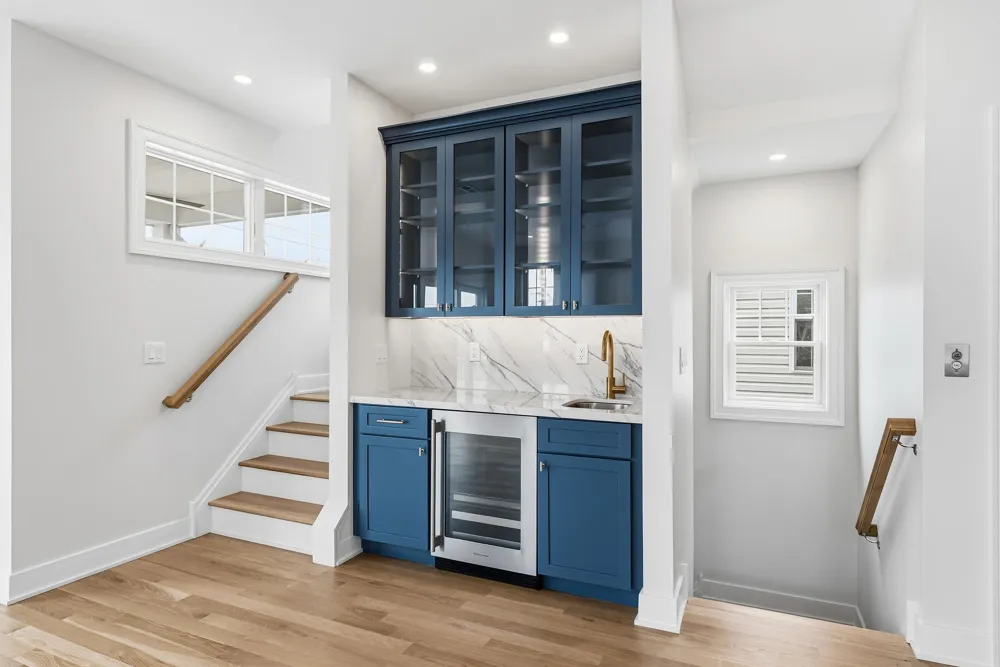 120 E Syracuse Avenue Wildwood Crest, NJ 08260