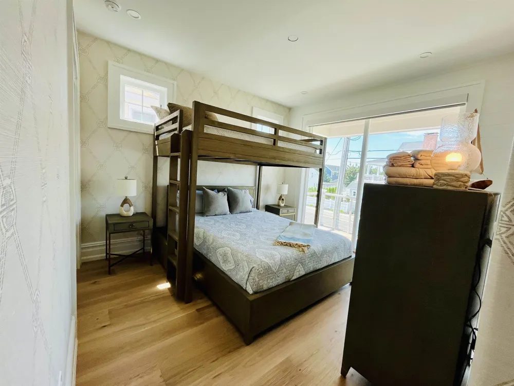 8814 Second Avenue Stone Harbor, NJ 08247