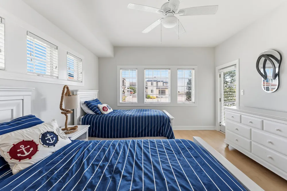100 107th Street Stone Harbor, NJ 08247