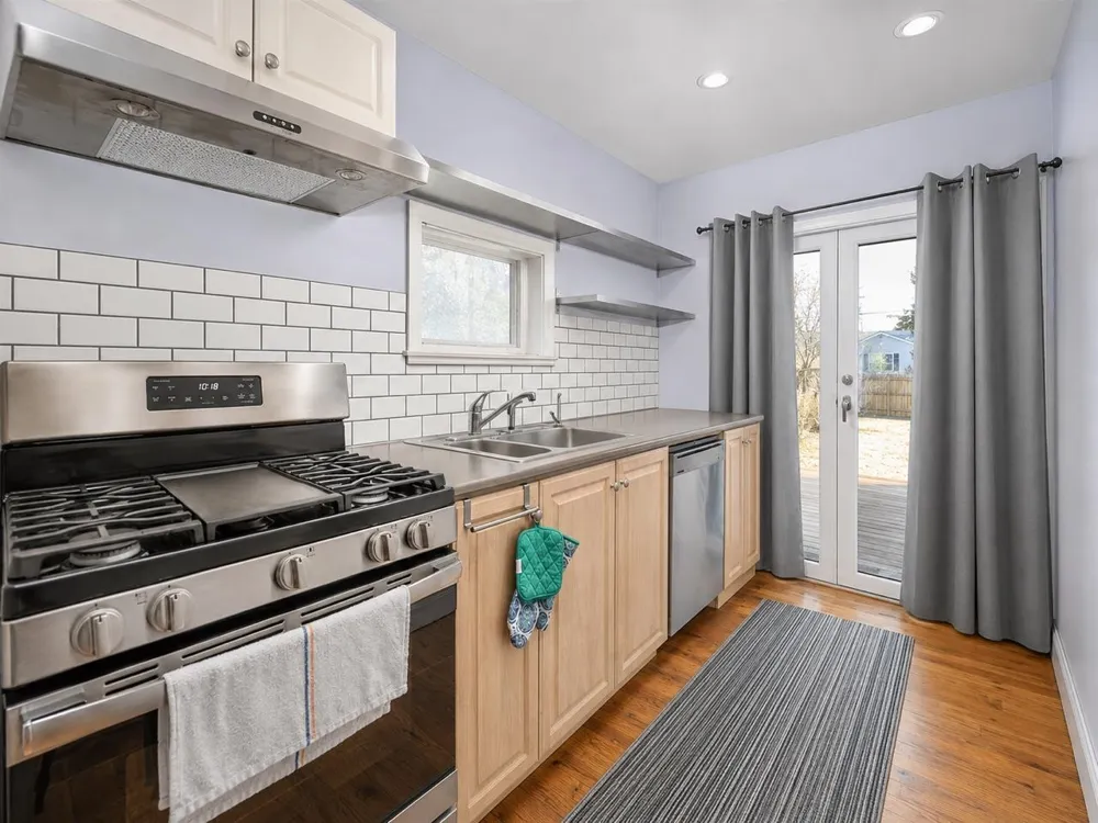 18 Pershing Avenue Burleigh, NJ 08210
