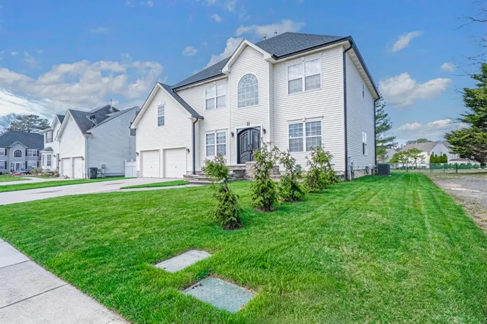 11 Chancellor Park Drive Mays Landing, NJ 08330