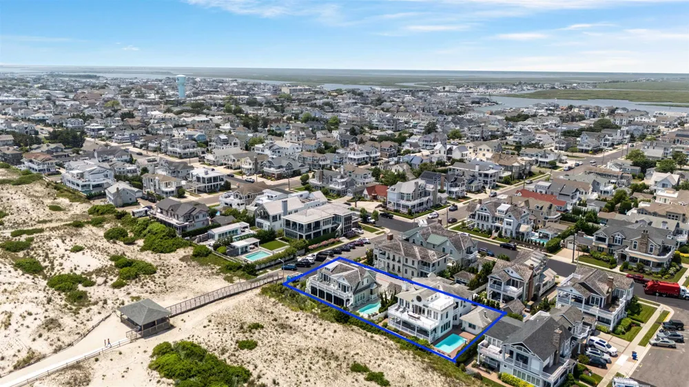 2 88th Street Stone Harbor, NJ 08247