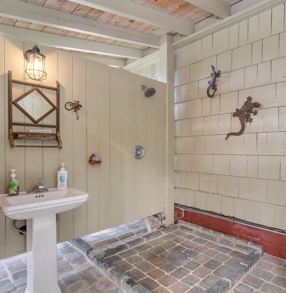 933 Washington Street Cape May, NJ 08204