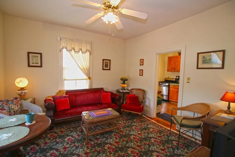 933 Washington Street Cape May, NJ 08204