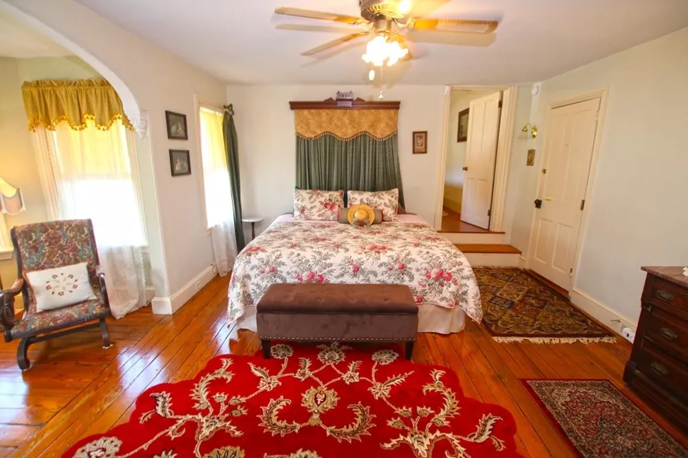 933 Washington Street Cape May, NJ 08204
