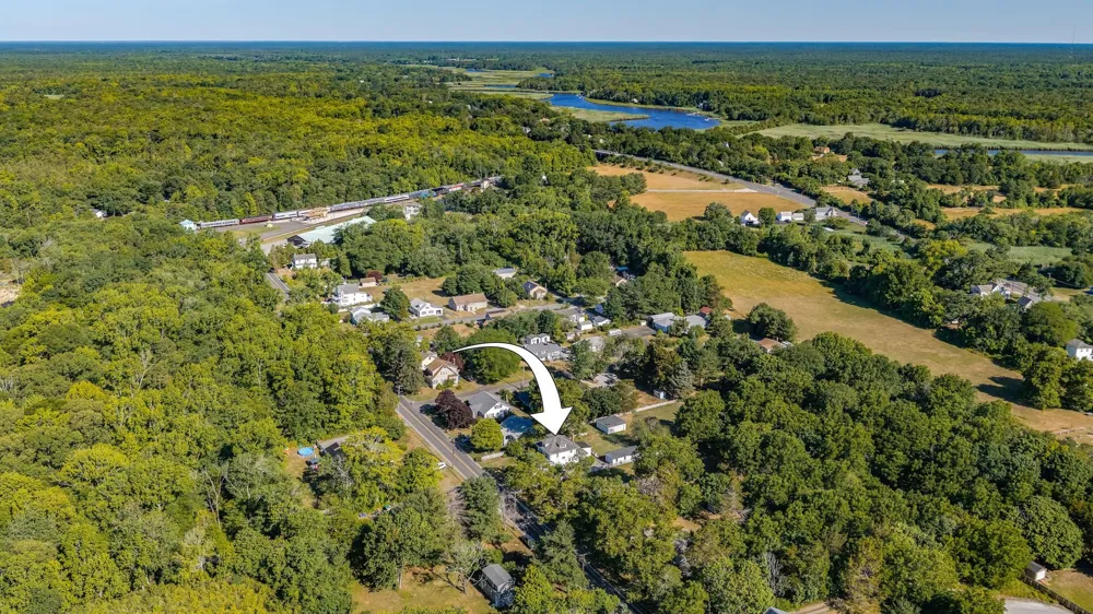 121 Reading Avenue Tuckahoe, NJ 08270