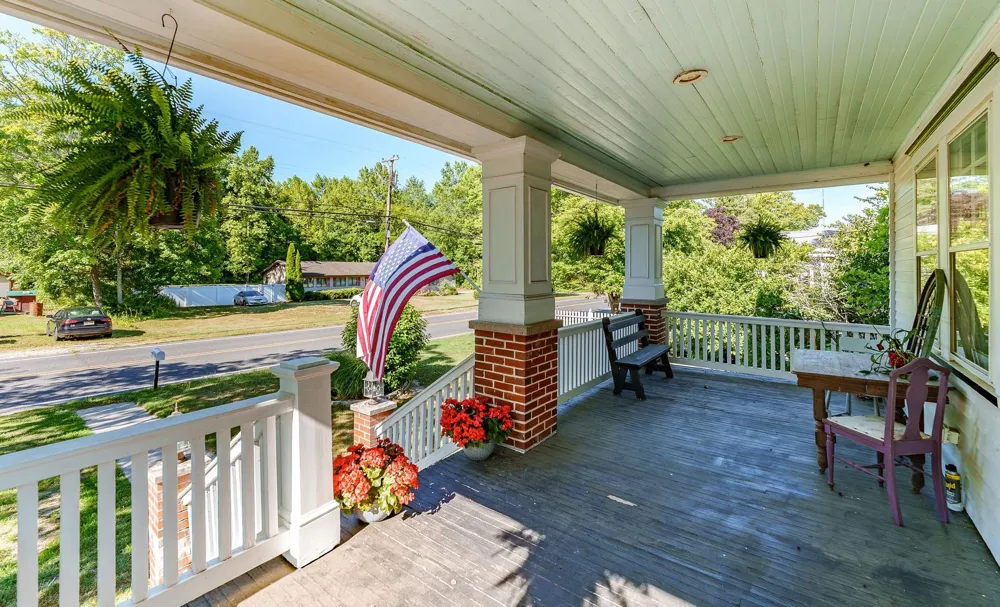 121 Reading Avenue Tuckahoe, NJ 08270