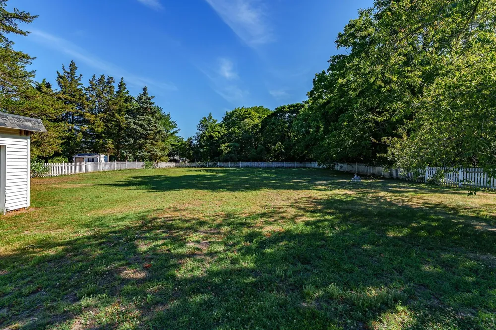 121 Reading Avenue Tuckahoe, NJ 08270