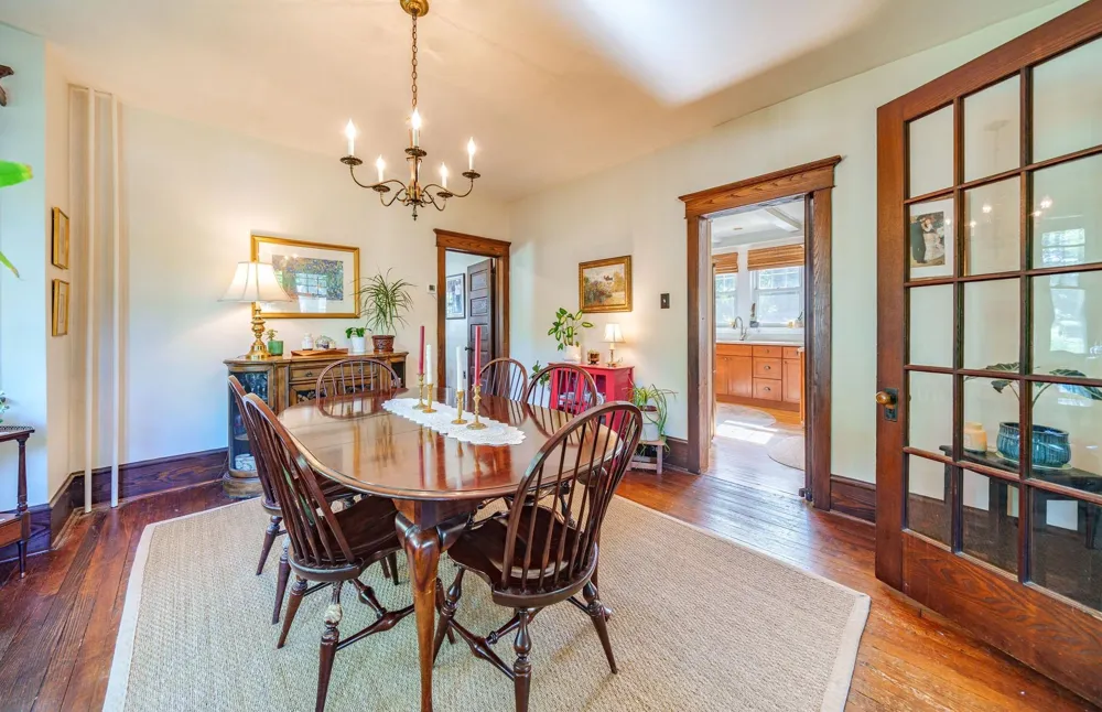 121 Reading Avenue Tuckahoe, NJ 08270