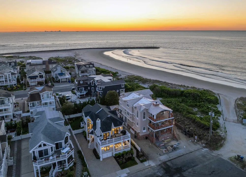 93 E 11th Street Avalon, NJ 08202
