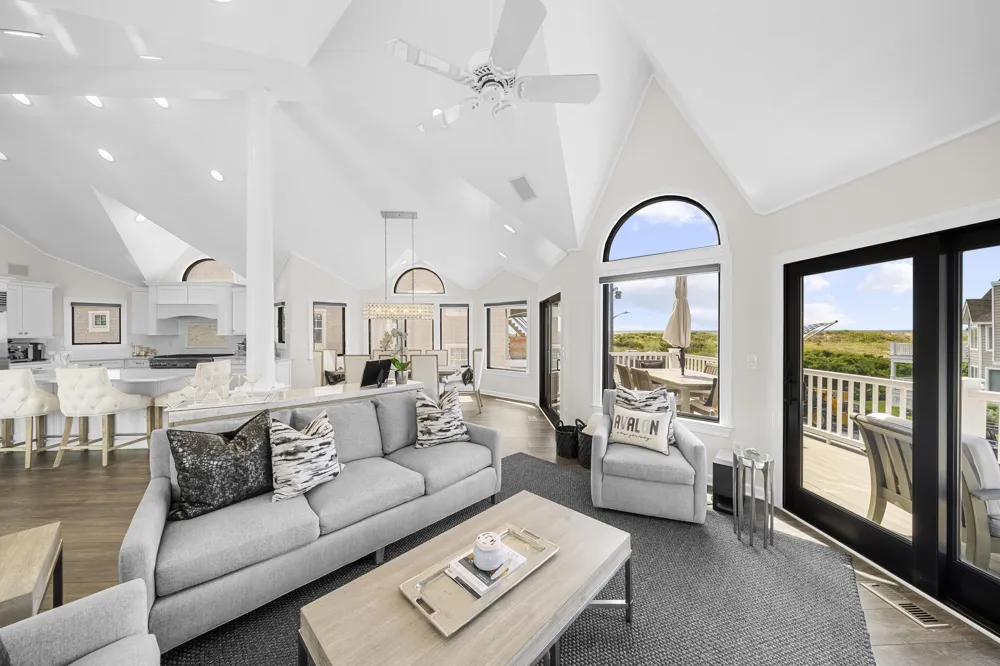 93 E 11th Street Avalon, NJ 08202