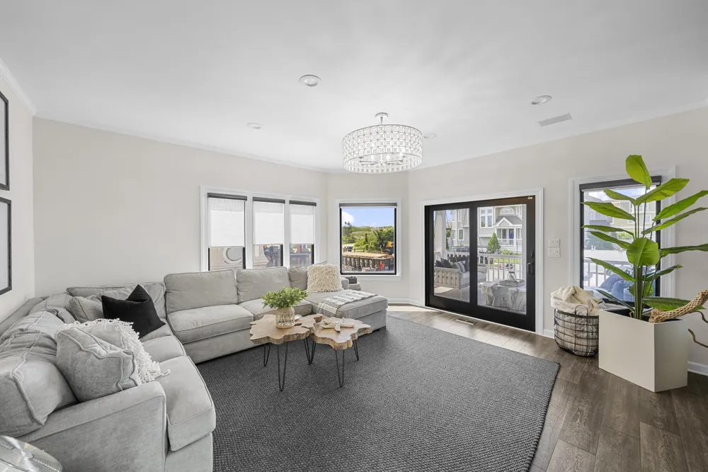 93 E 11th Street Avalon, NJ 08202