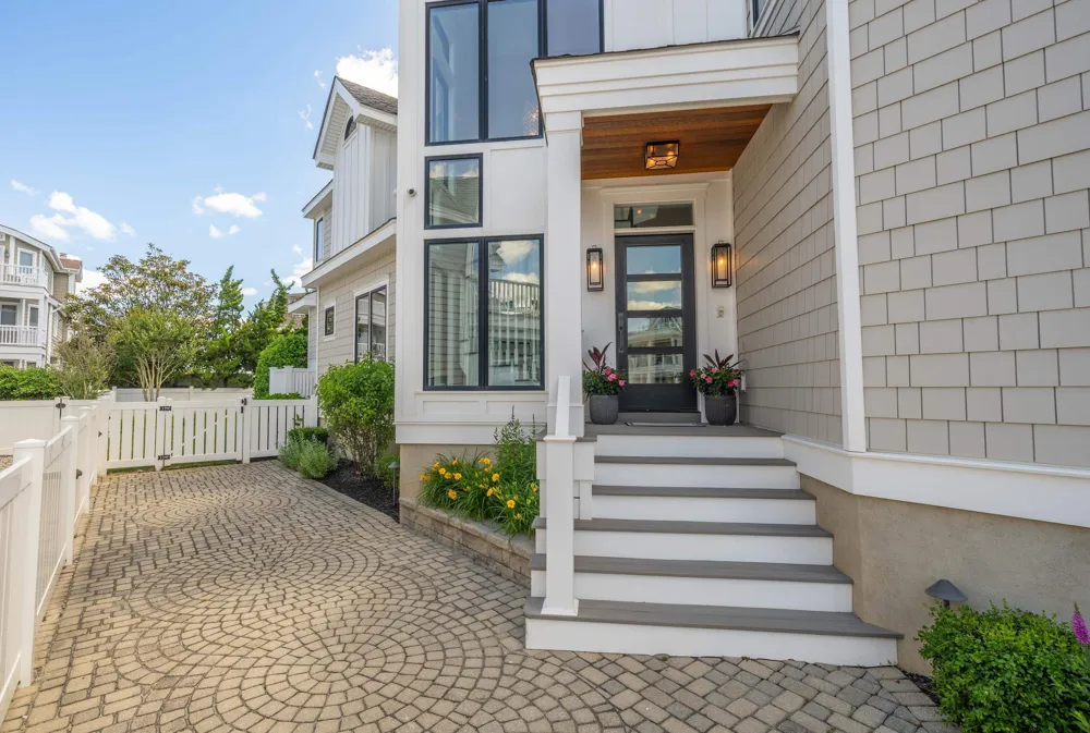 93 E 11th Street Avalon, NJ 08202