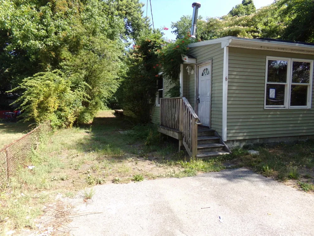 6 Lola Lane Green Creek, NJ 08219