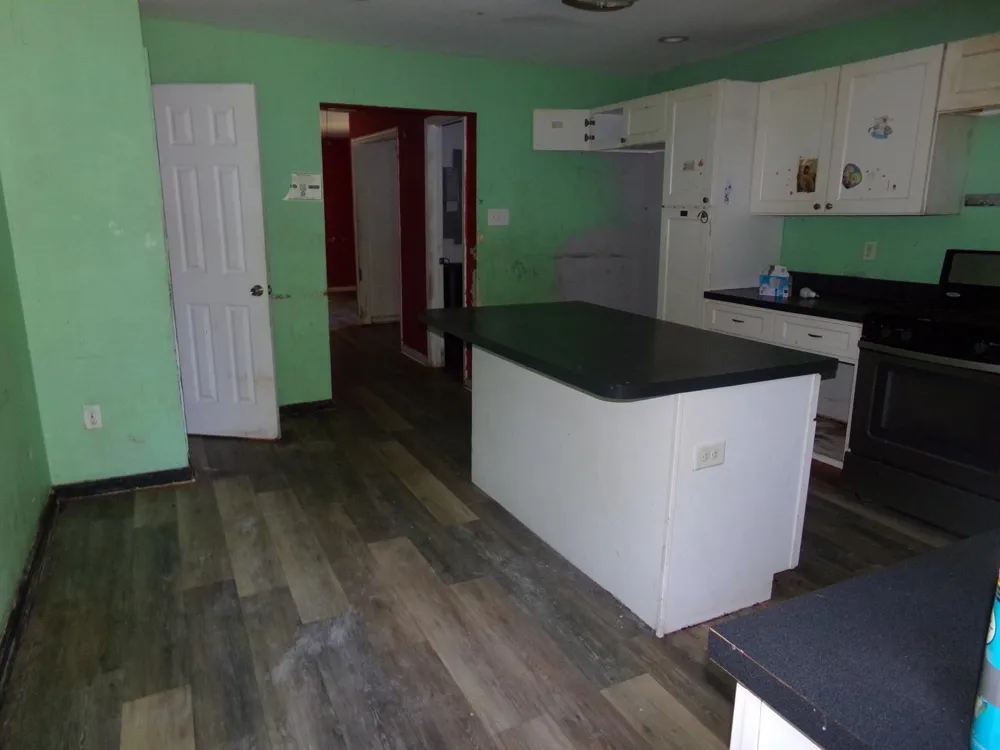 6 Lola Lane Green Creek, NJ 08219