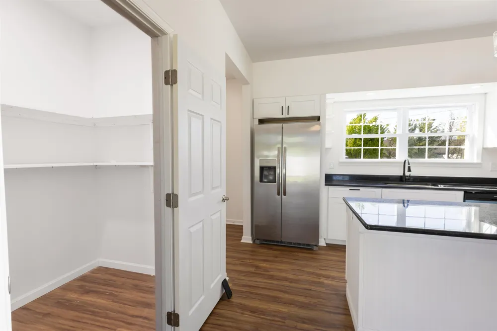 106 N 6th Street Rio Grande, NJ 08242