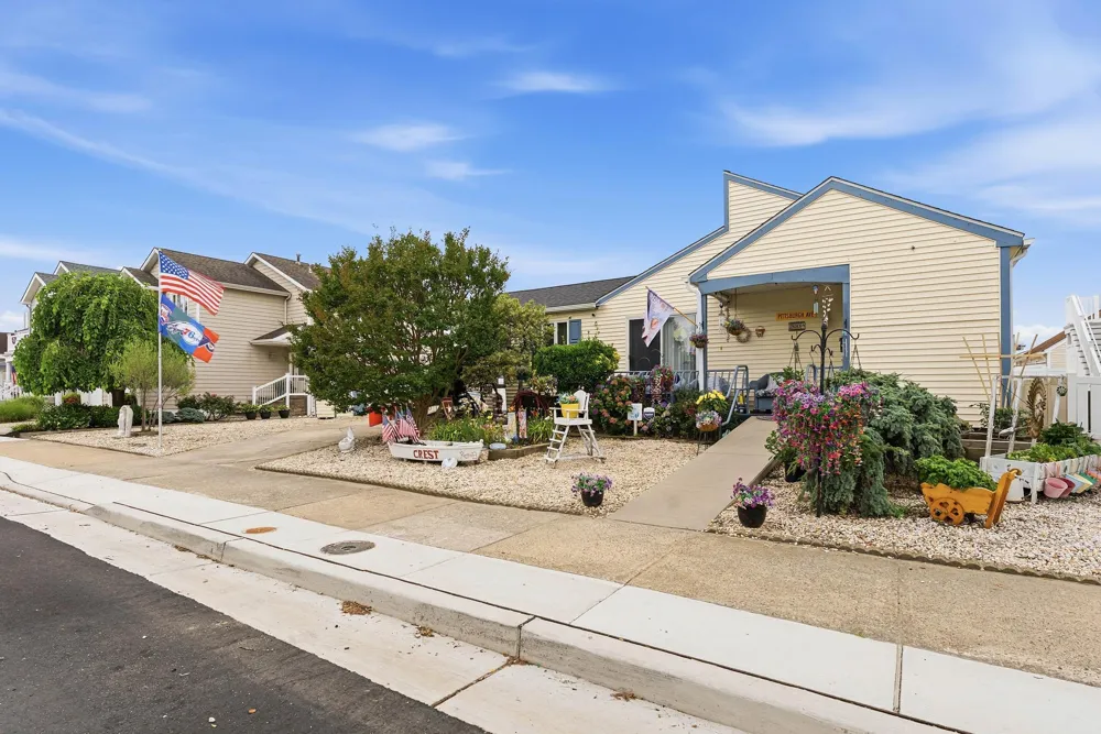 200 W Pittsburgh Avenue Wildwood Crest, NJ 08260