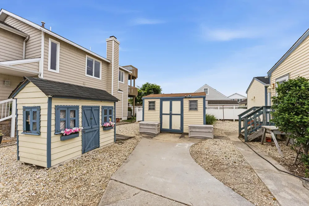 200 W Pittsburgh Avenue Wildwood Crest, NJ 08260