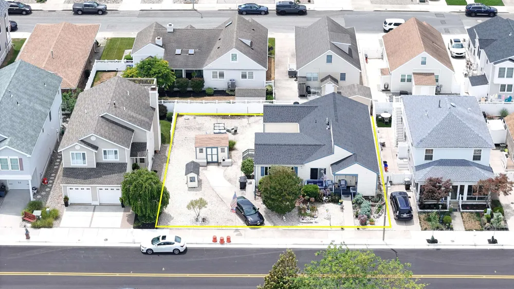 200 W Pittsburgh Avenue Wildwood Crest, NJ 08260