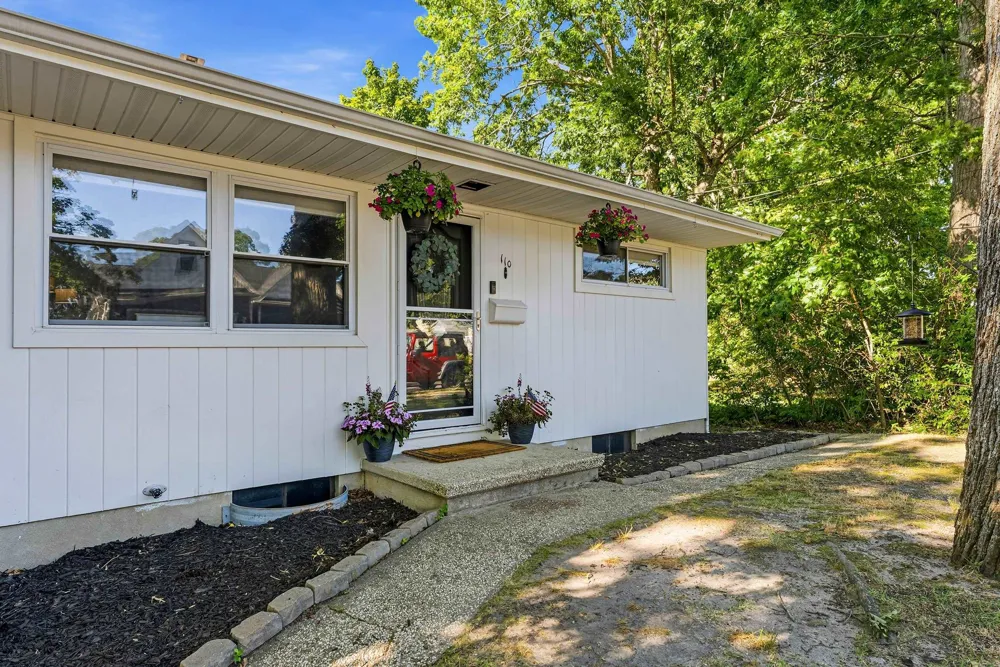 110 Pennsylvania Avenue Absecon, NJ 08201