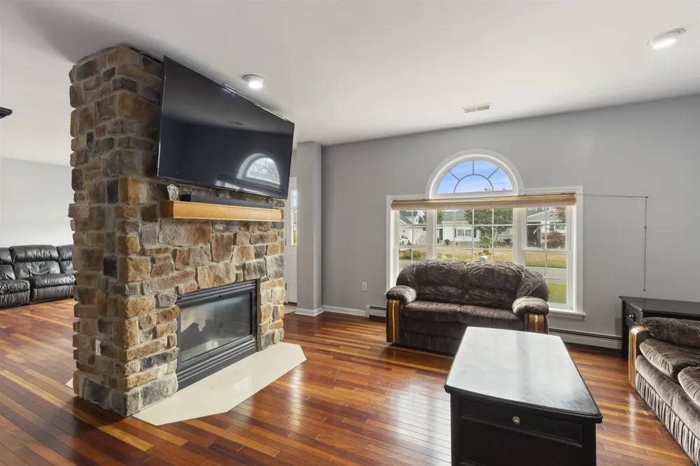 26 Marlyn Drive Rio Grande, NJ 08242