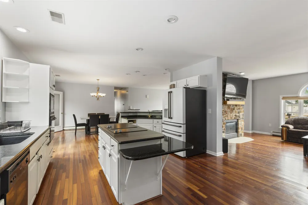 26 Marlyn Drive Rio Grande, NJ 08242