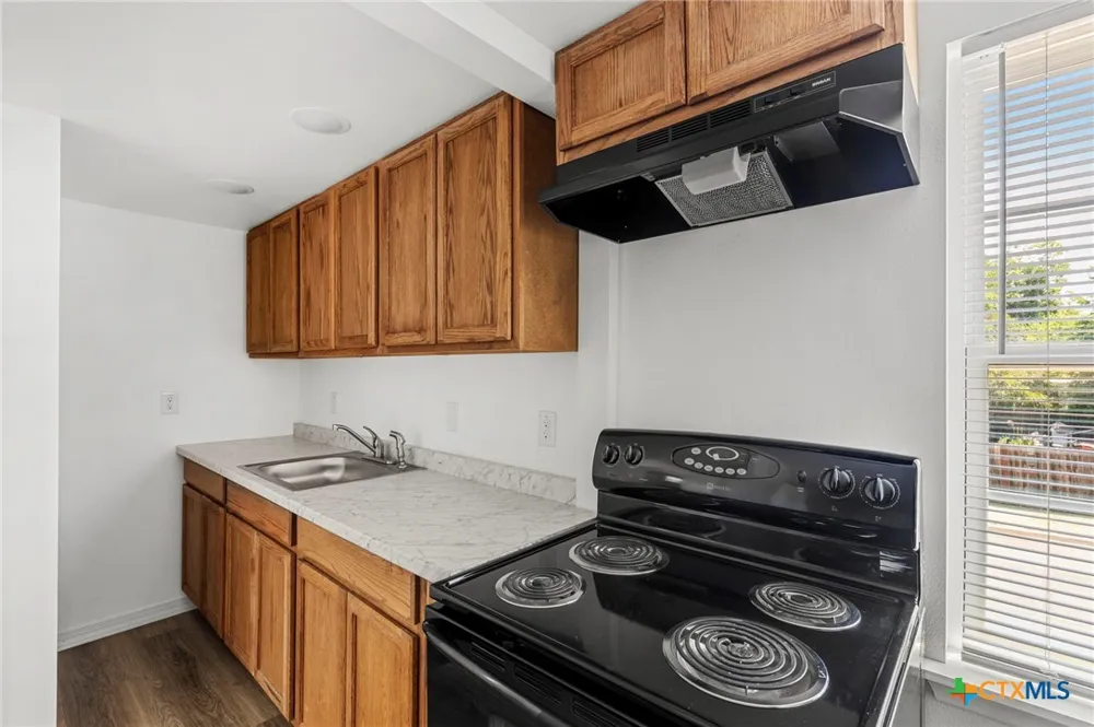 2601 Summer Avenue Waco, TX 76708