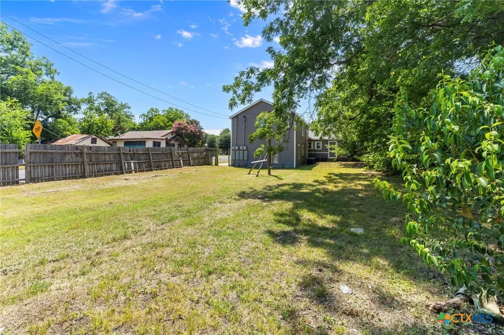 2601 Summer Avenue Waco, TX 76708