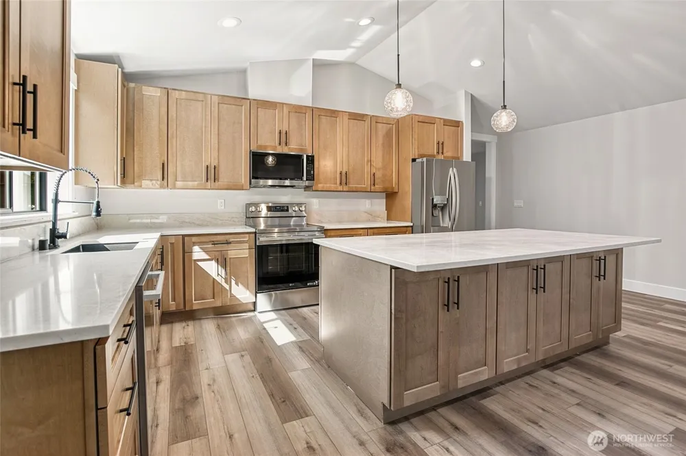 130 Glover Court NE Ocean Shores, WA 98569