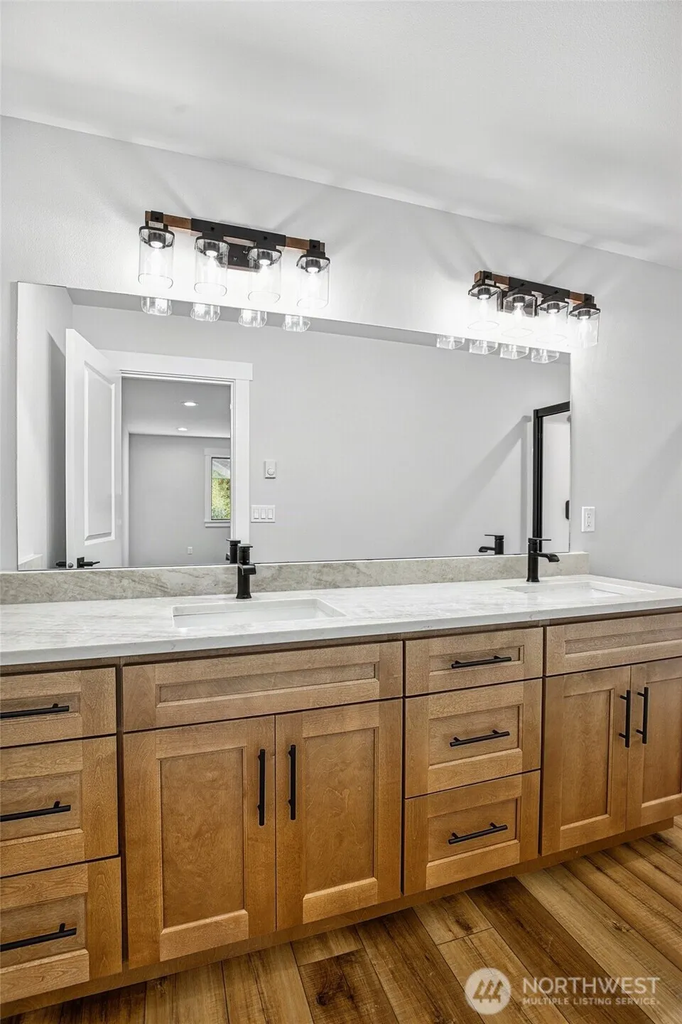130 Glover Court NE Ocean Shores, WA 98569