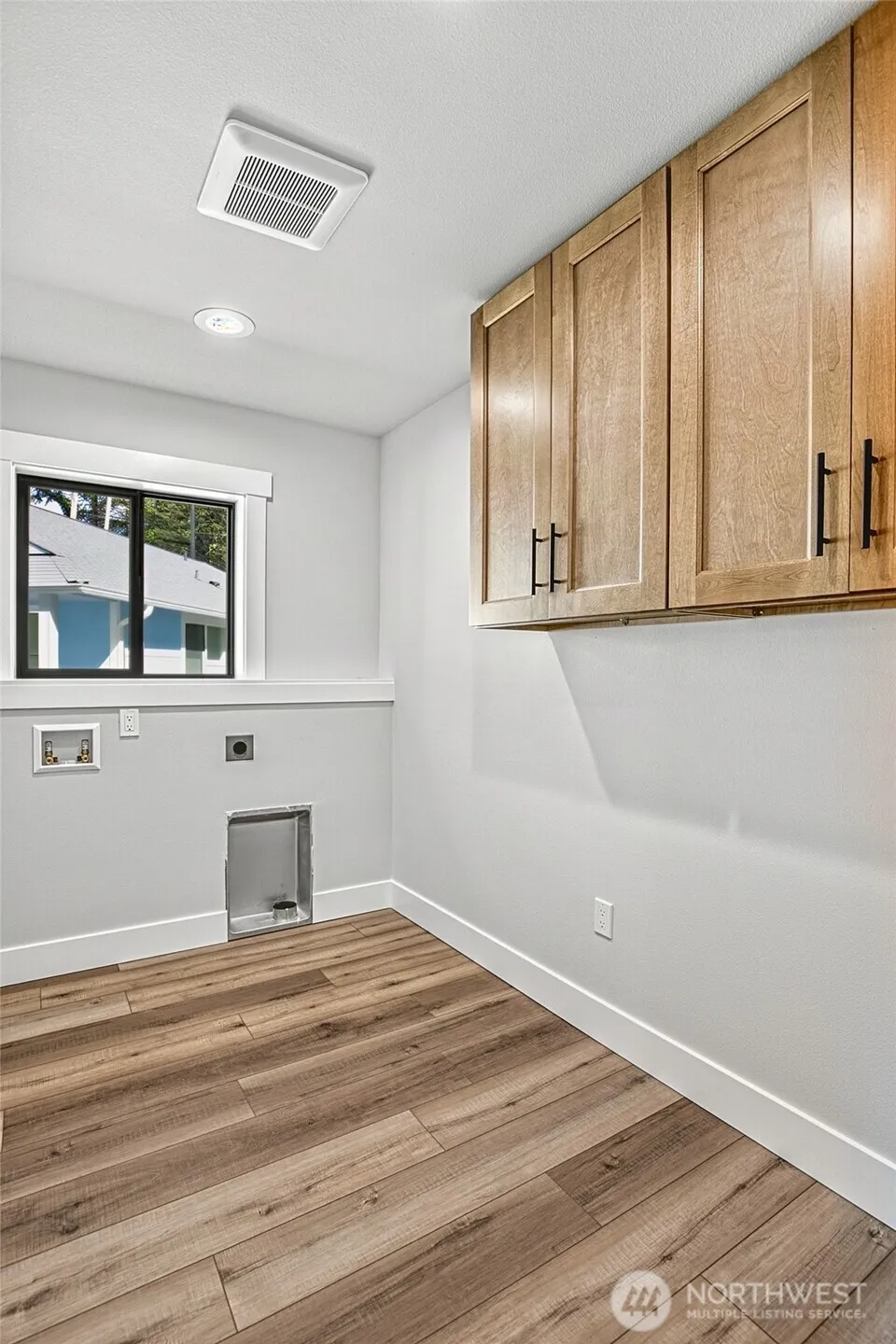 130 Glover Court NE Ocean Shores, WA 98569