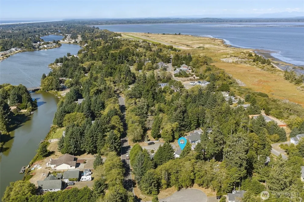 130 Glover Court NE Ocean Shores, WA 98569