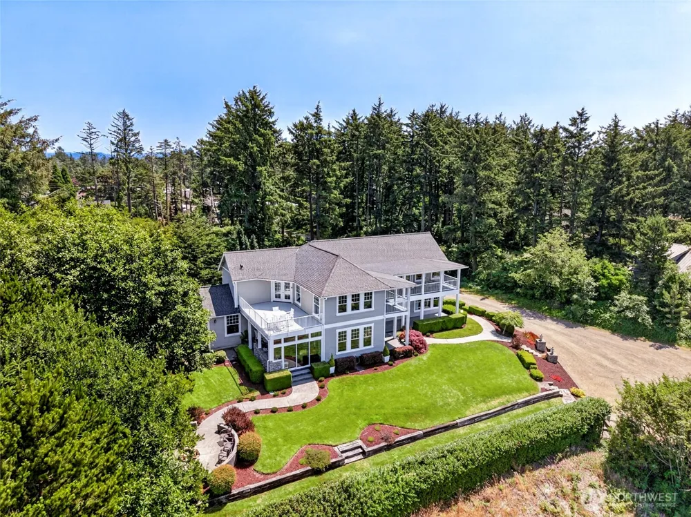 22225 Pacific Way Ocean Park, WA 98640