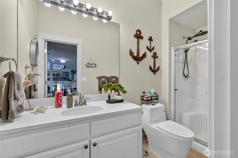 22225 Pacific Way Ocean Park, WA 98640